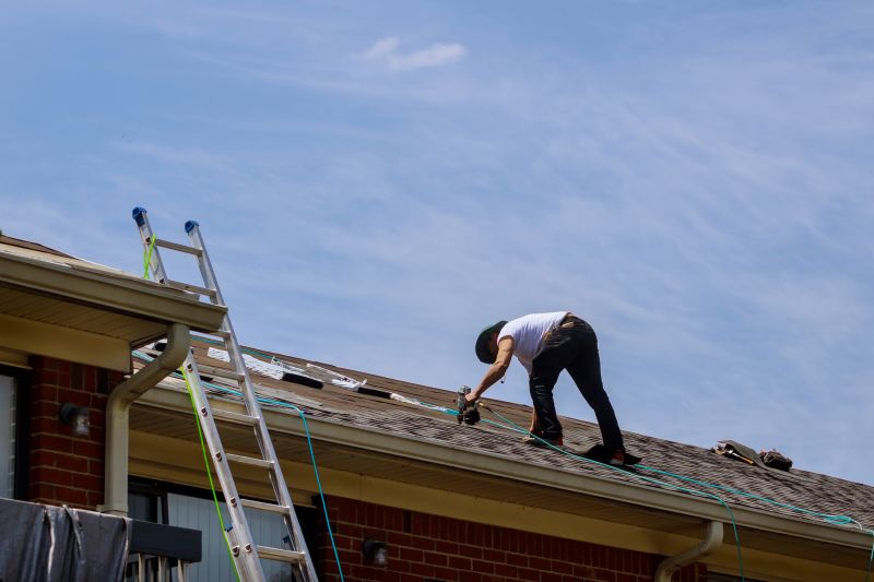 Experienced Roofing Crew